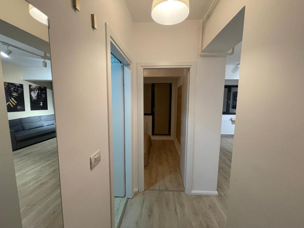 Ruby Luxury Apartment Close To Presidential Palace ブカレスト エクステリア 写真